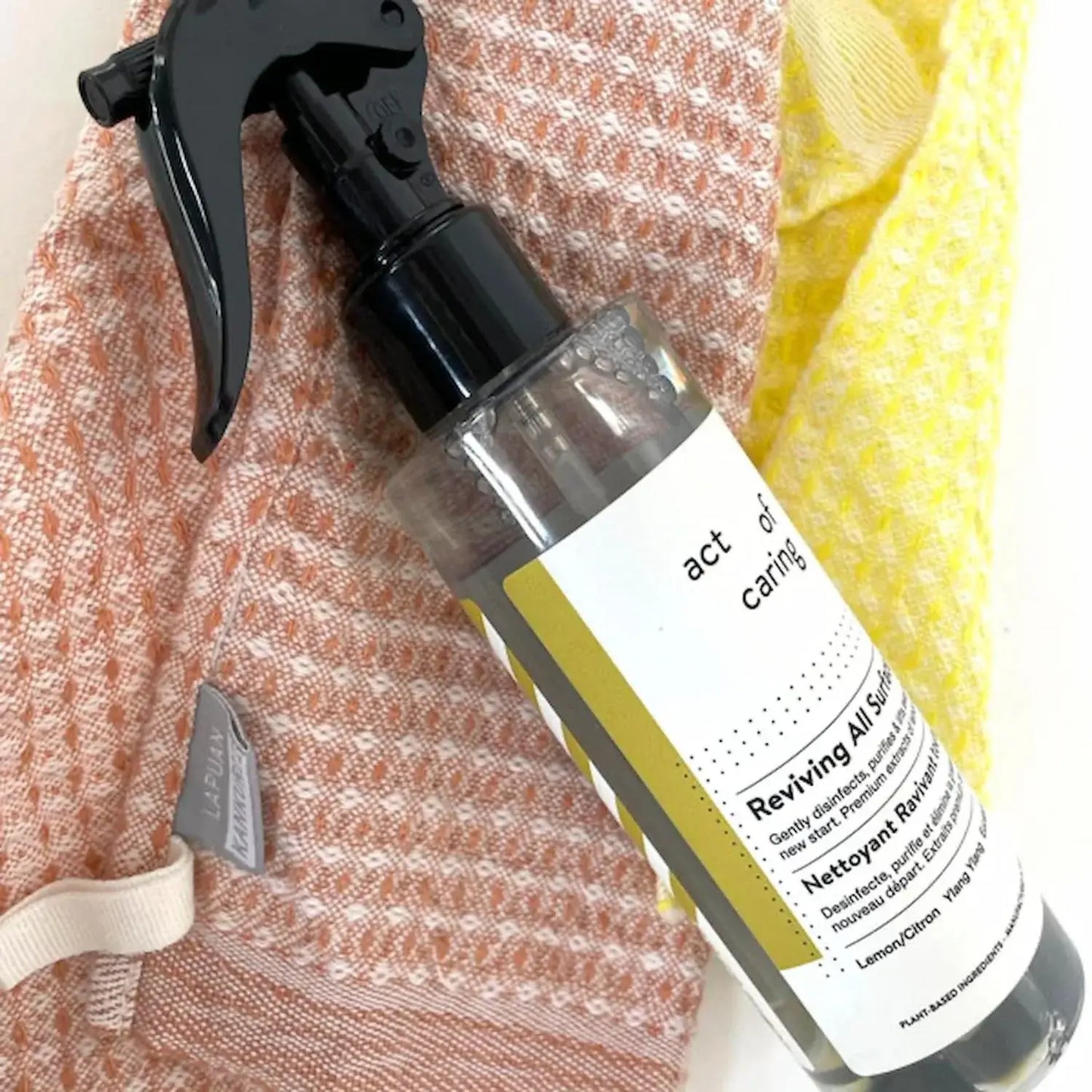 Act Of Caring Καθαριστικό Επιφανειών 200ml