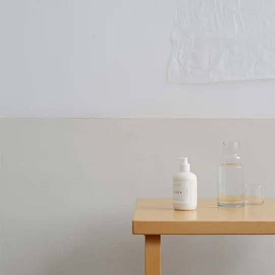 Organic body lotion crafted with pure vegetable lipids.