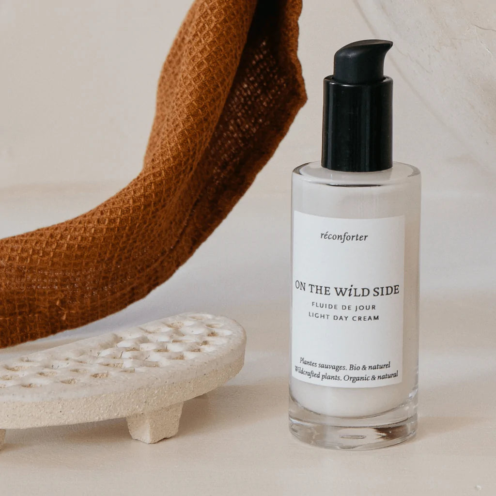 Formula based on wild plants with exceptional regenerating and revitalizing properties.