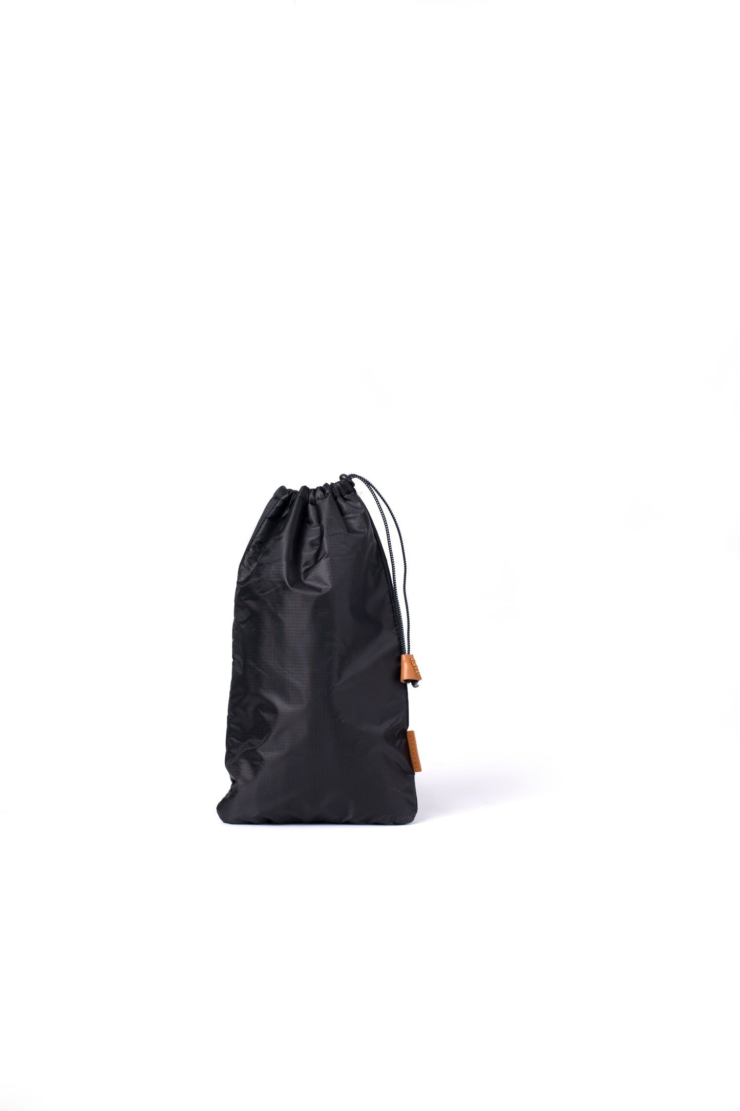 An efficient back for your handheld steamer.