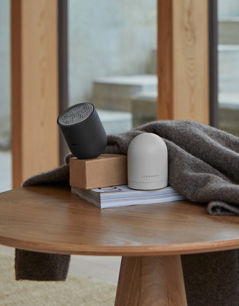Pilo No.2 Fabric Shaver works perfectly on both clothes and home textiles, like knits, coats, scarfs, socks, sofas, armrests and blankets.
