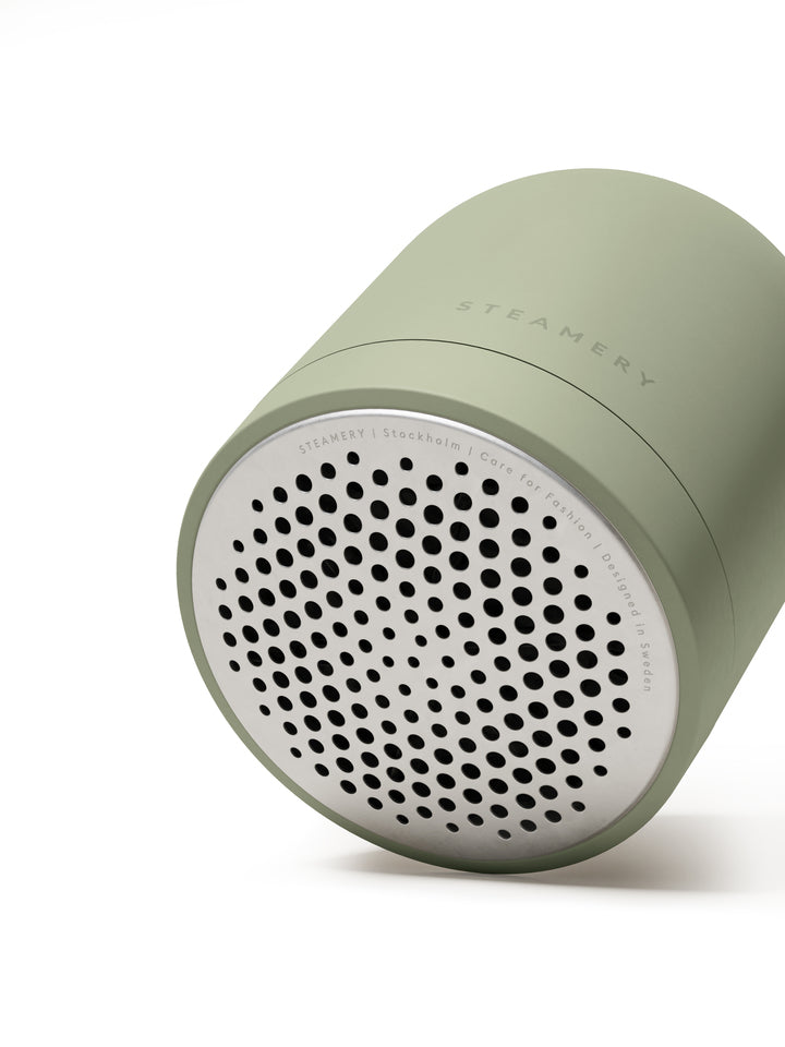 Fabric shaver for clothes and fabrics.