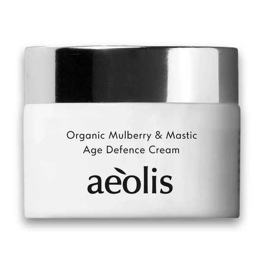 Mastic oil and organic mulberry aid with hydrating, nourishing and improving skin appearance.