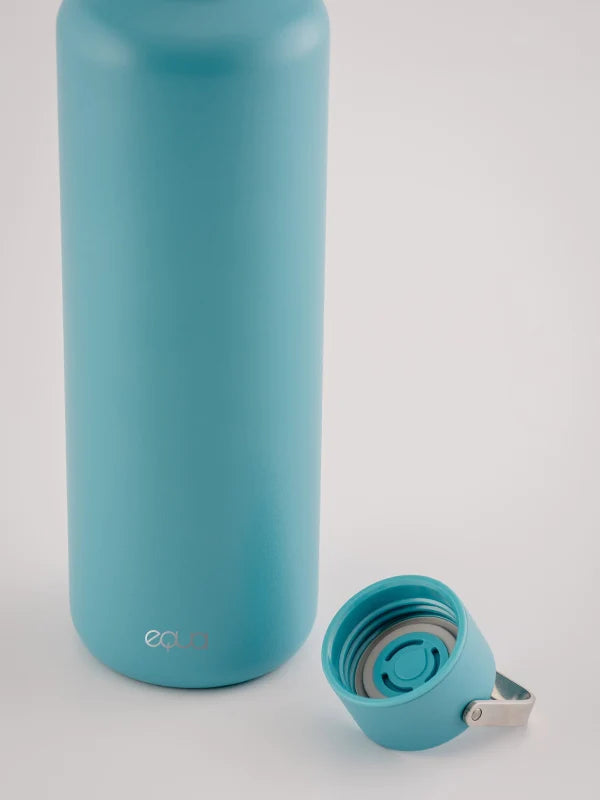 A water bottle with timeless design, is extra light, and is space-saving.