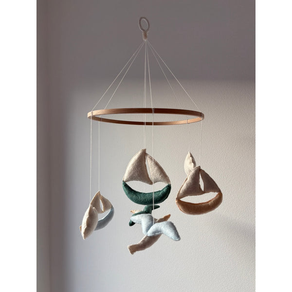 2 Stories Marindröm Baby Mobile