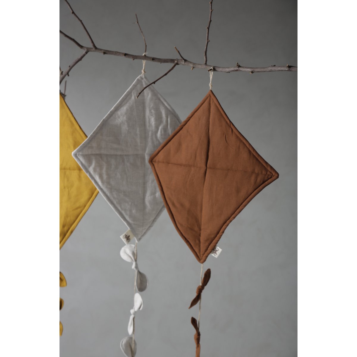 2 Stories Kite Διακοσμητικό Τοίχου - Ύφασμα