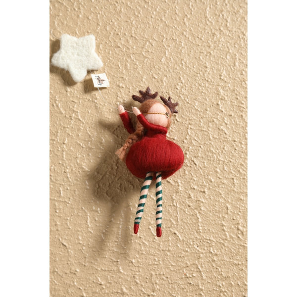2 Stories Elsa Wall Decoration