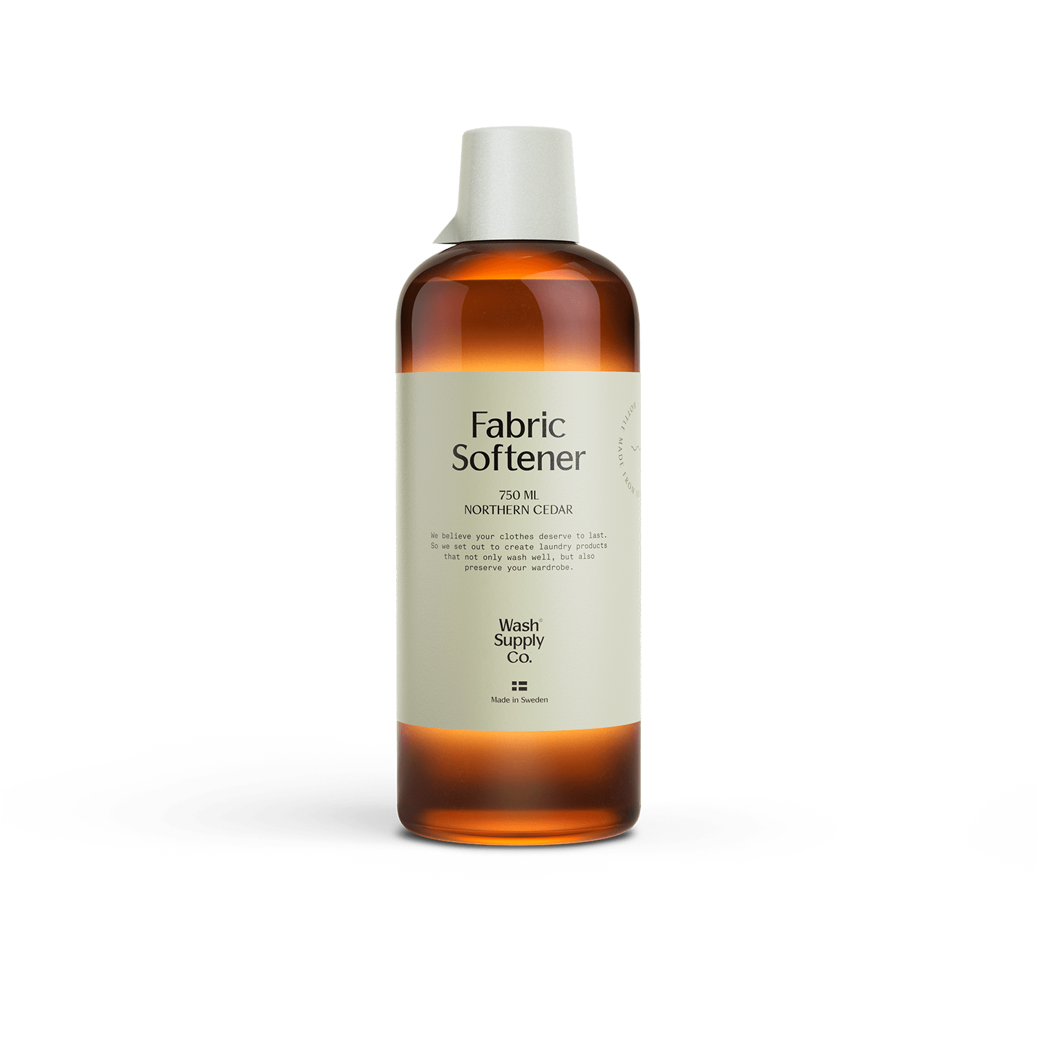 Wash supply a delicate fabric softener with a light scent of cedarwood and bergamot, that reduces wrinkles and static, and makes your clothes soft and easy to iron. 