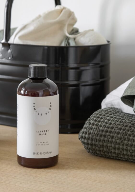 Simple Goods concentrated laundry detergent is mild, effective and gentle on both textiles and the planet. 