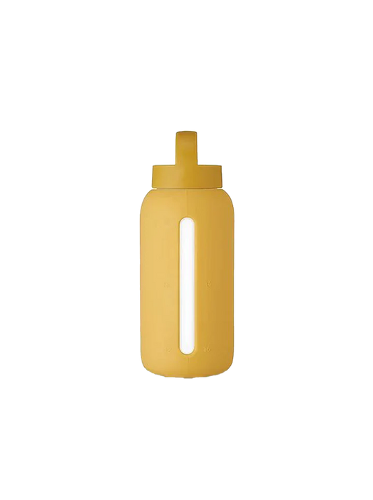 Muuki bottle is the best way to mesure the daily quantidy of water.