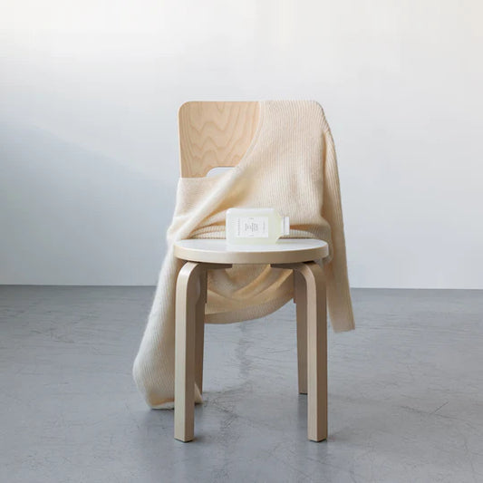 TGC041 delicate detergent with yuzu perfume – treats natural fabrics gently.